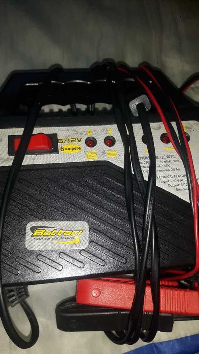 Prostownik samochodowy ładowania akumulatora