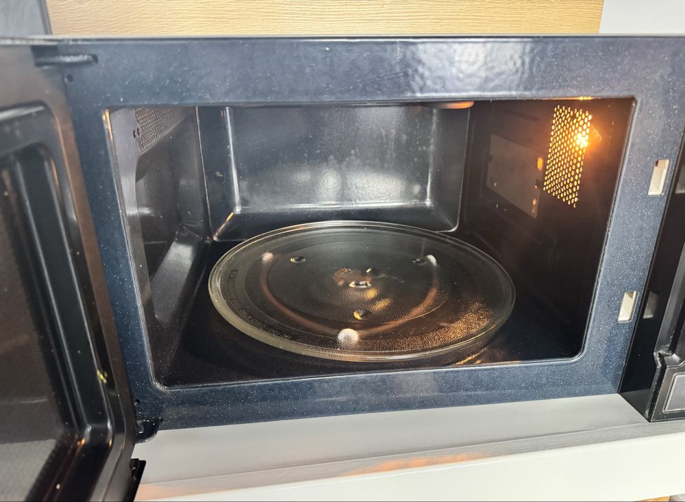 Kuchenka mikrofalowa Samsung  800 W