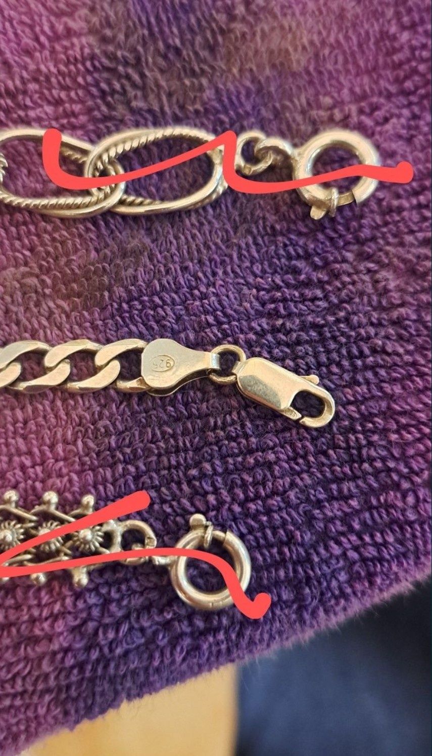 Pulseiras homem em prata contrastada.