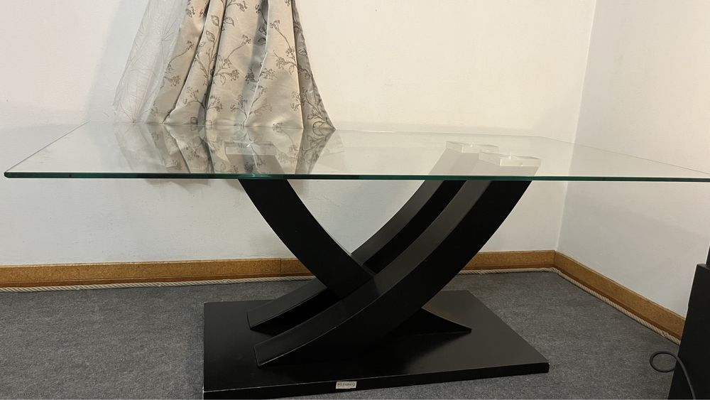 Mesa de centro de vidro em otimo estado