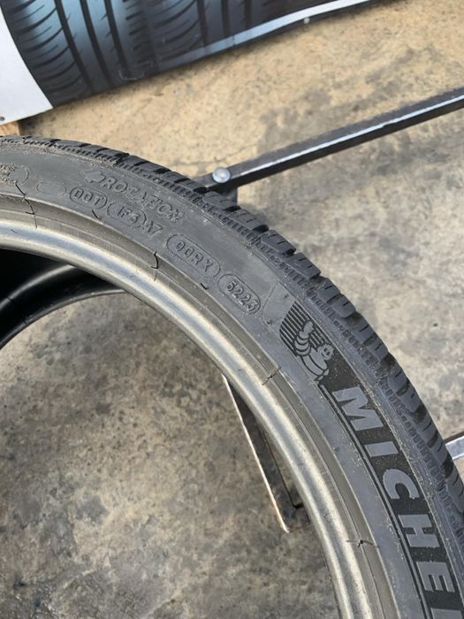 Шини 305/30 R21 пара Michelin 2023p зима 7мм