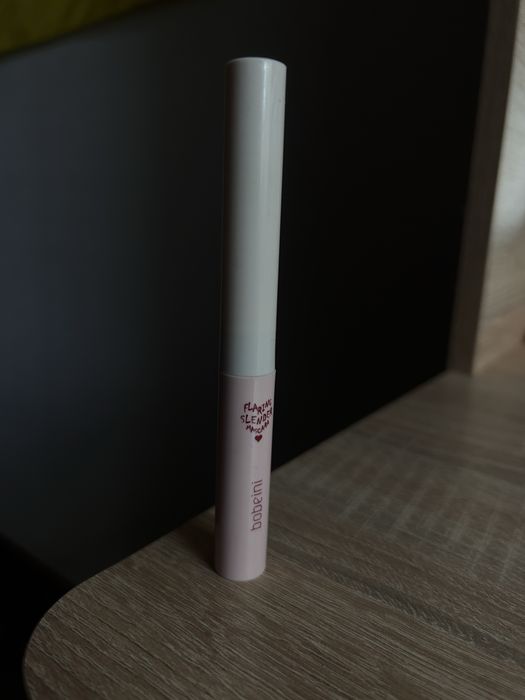 Туш для вій. Bobeini Flaring Slender Mascara
