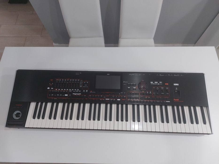 KORG pa4Xprofissional arranager 76