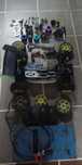 Carro rc as peças completo com peças suplentes escala 1/8 vendo tudo