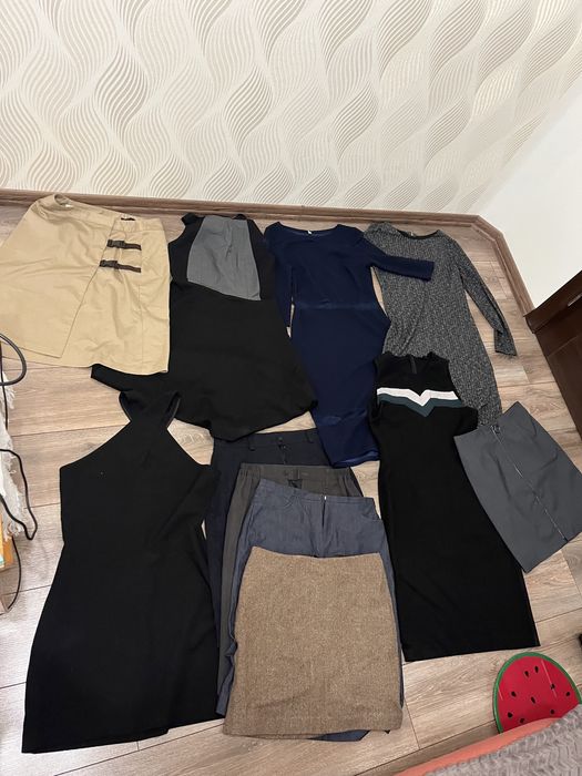 Продаю пакет офісного одягу