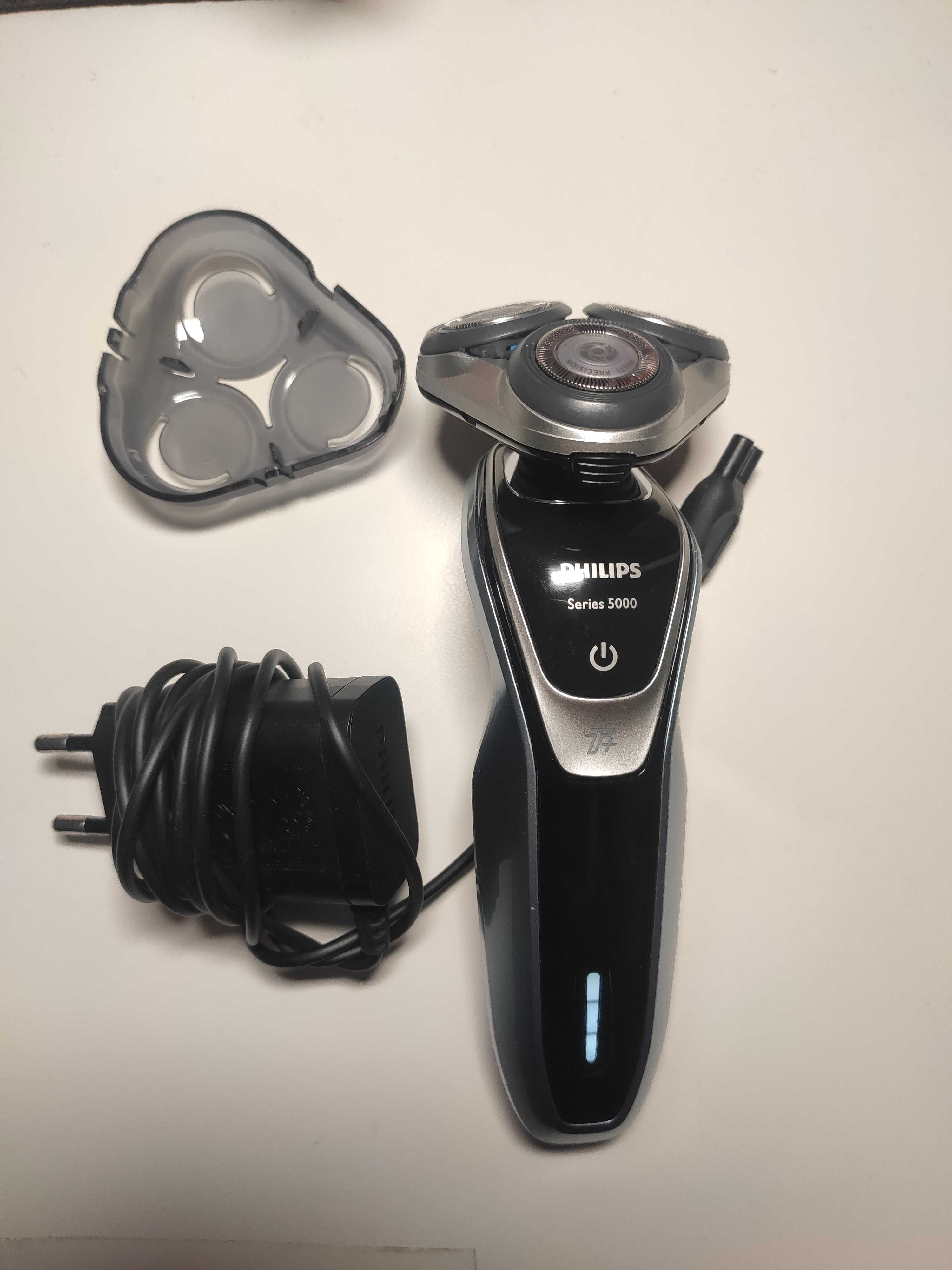 Máquina Barbear Philips S5530 - Topo de Gama