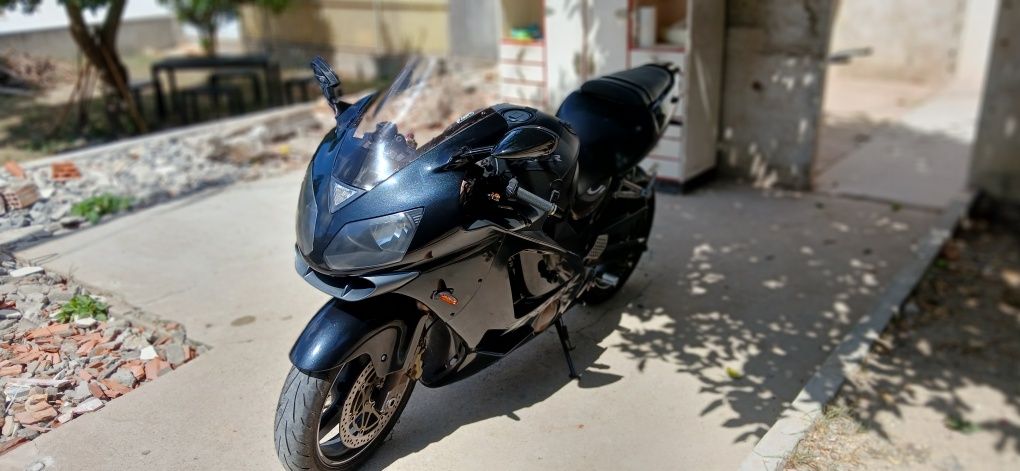 Kawasaki Ninja ZX12R