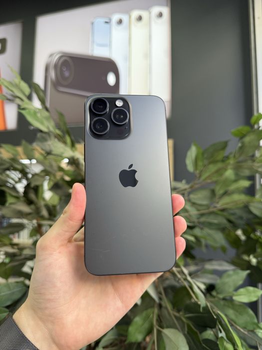 iPhone 15 Pro Max 256GB Black Titanium