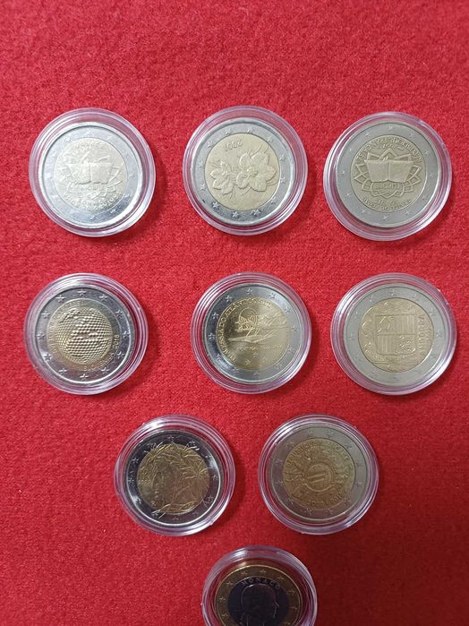 lotes de 9 moedas de 1 e 2 euros