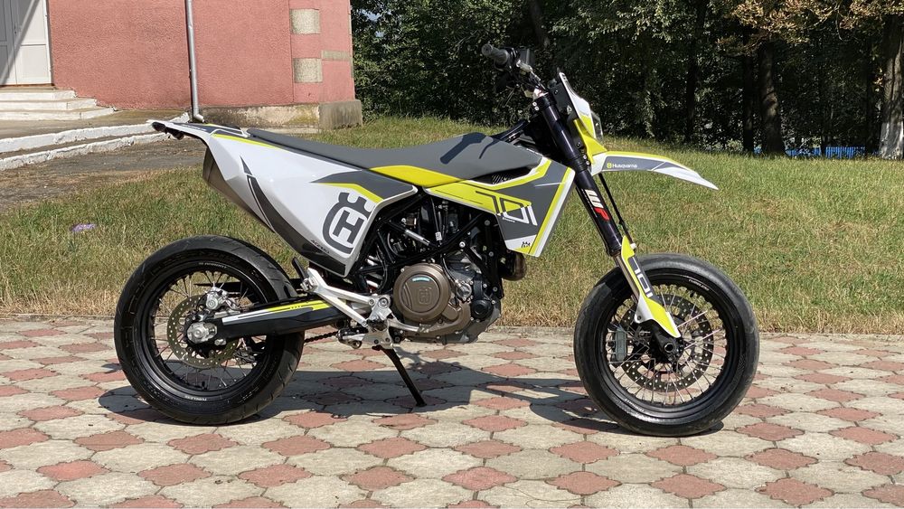 Husqvarna 701 2022