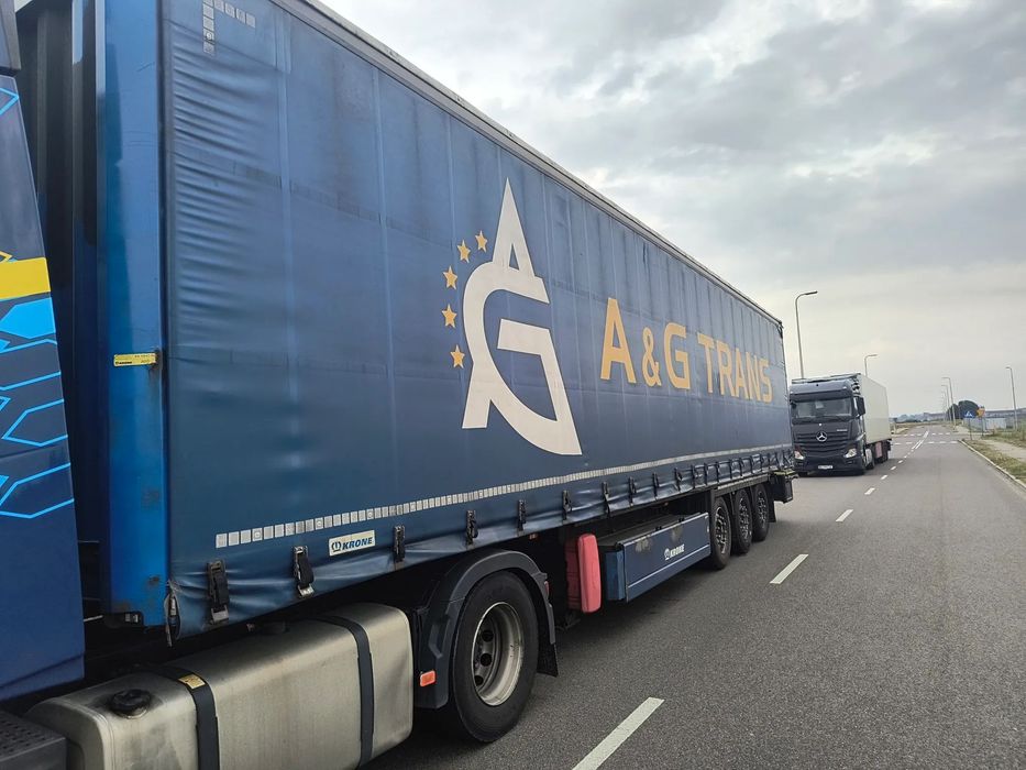 Krone  Krone naczepa