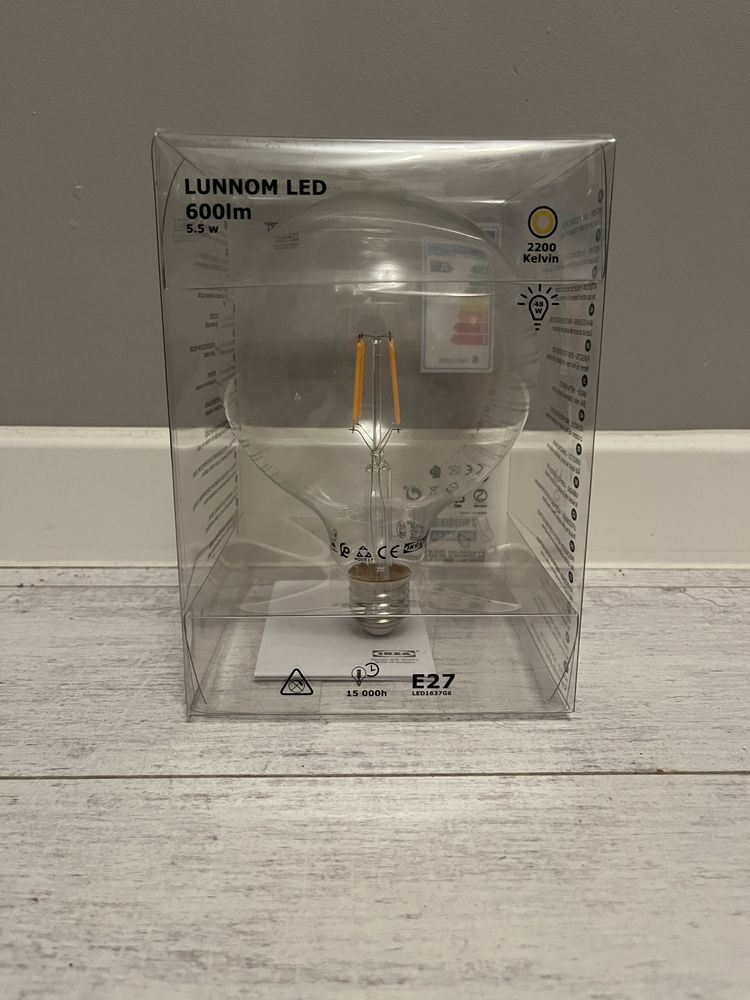 IKEA kompletna lampa