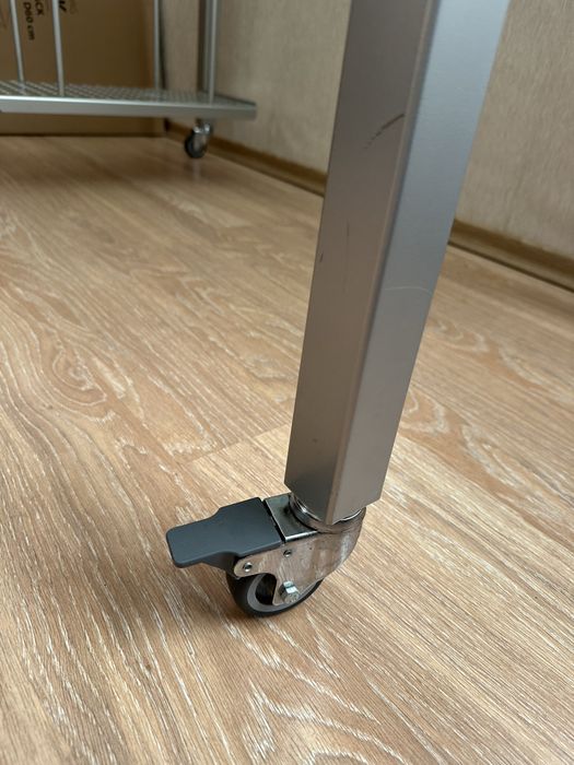Стіл офісний Calligaris Італія