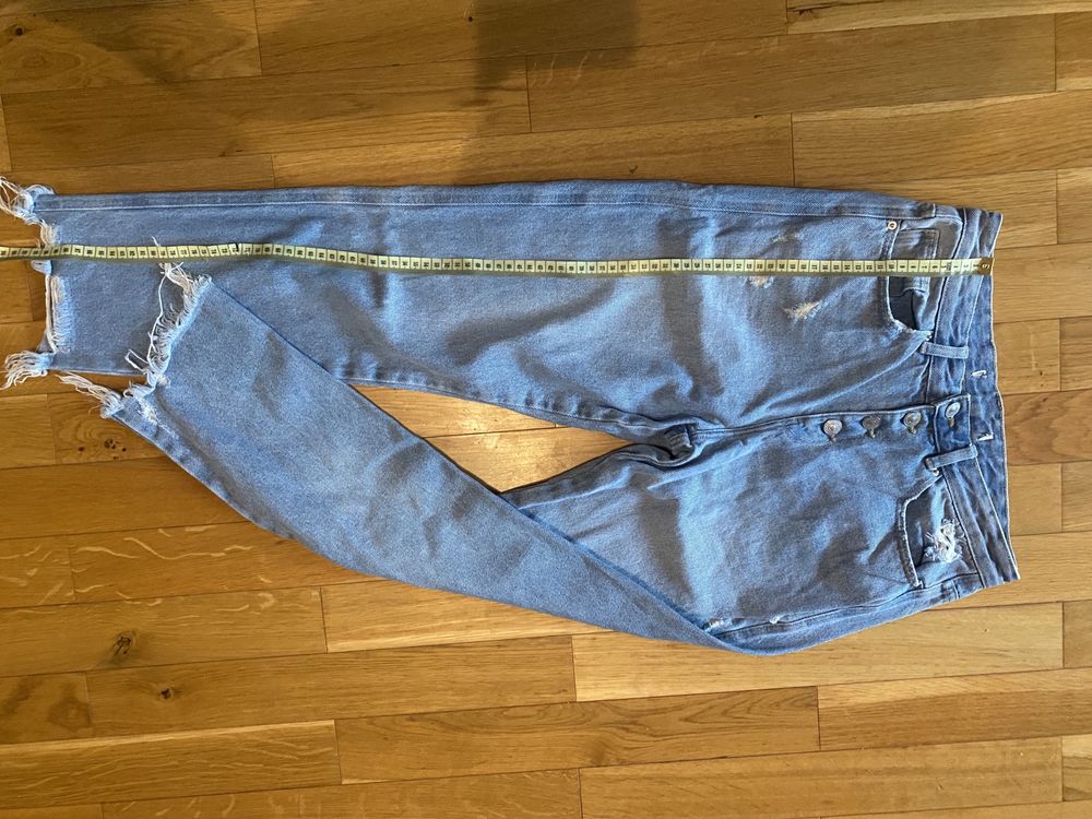 Spodnie jeansowe dziewczece z dziurami rozm m/l