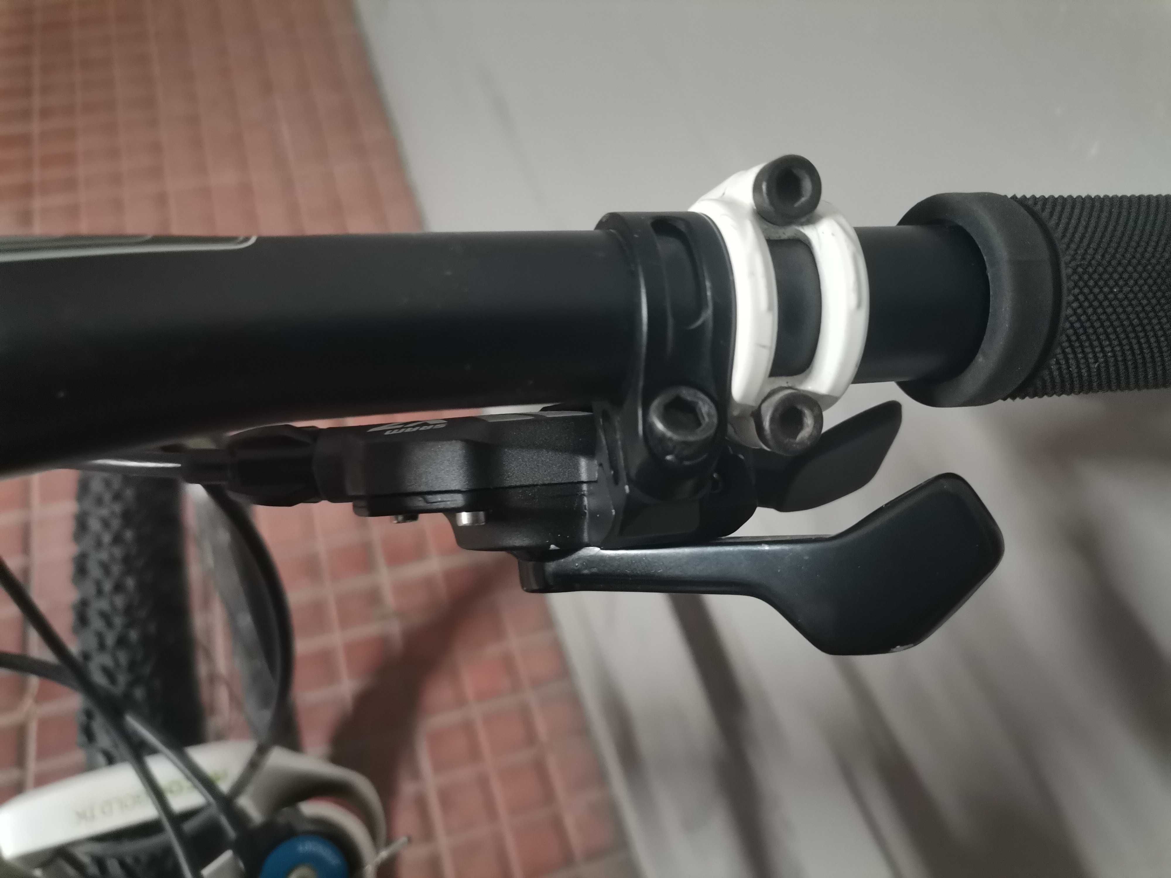 Bicicleta BTT RockRider 8 XC Replica EXCELENTE carbono 10,6 kg