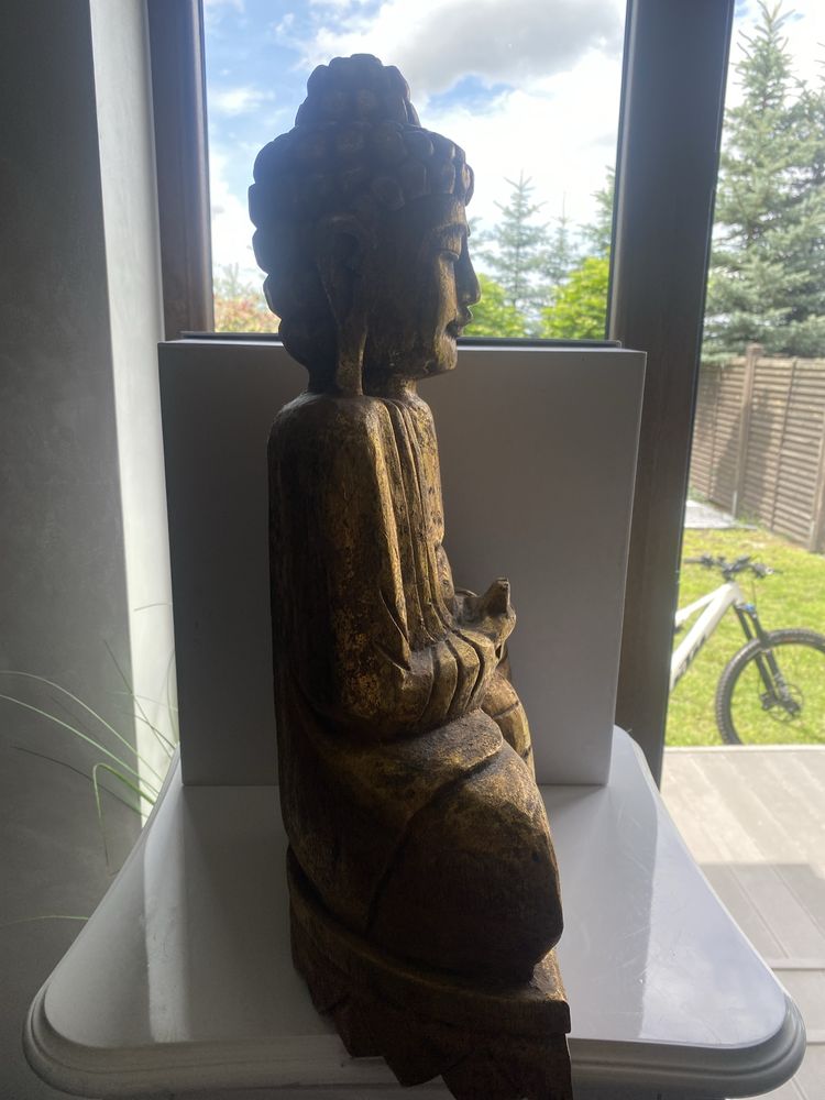 Figurka budda drewniana