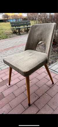 Dwa stylowe krzesła do renowacji PRL vintage