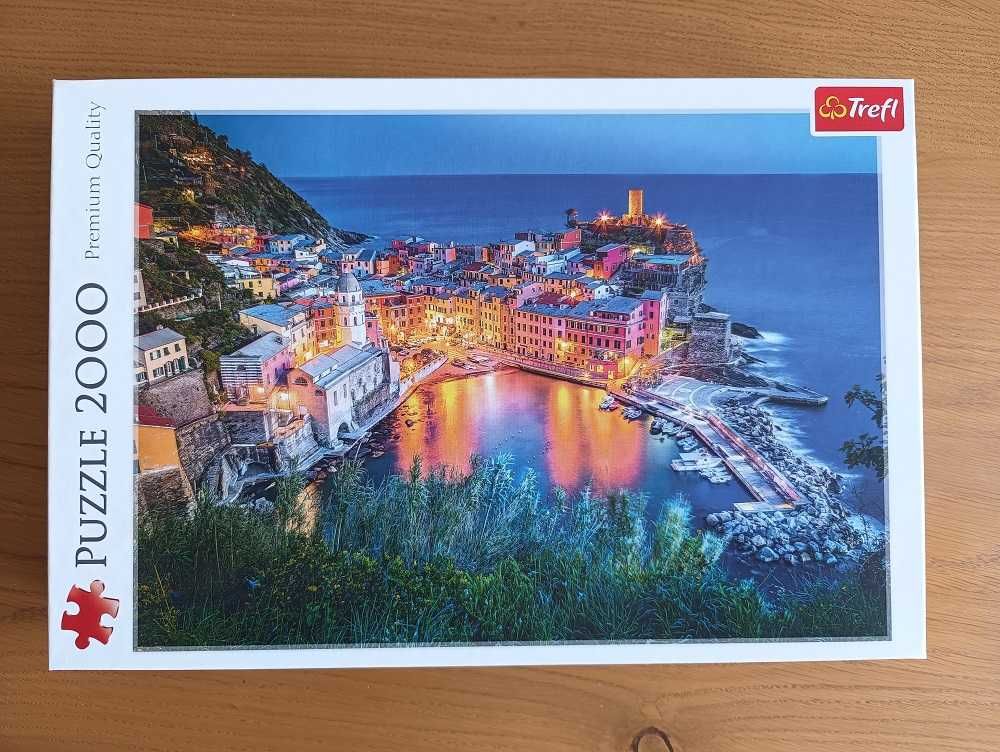 Puzzle Trefl 2000 el. „Vernazza o zmroku"