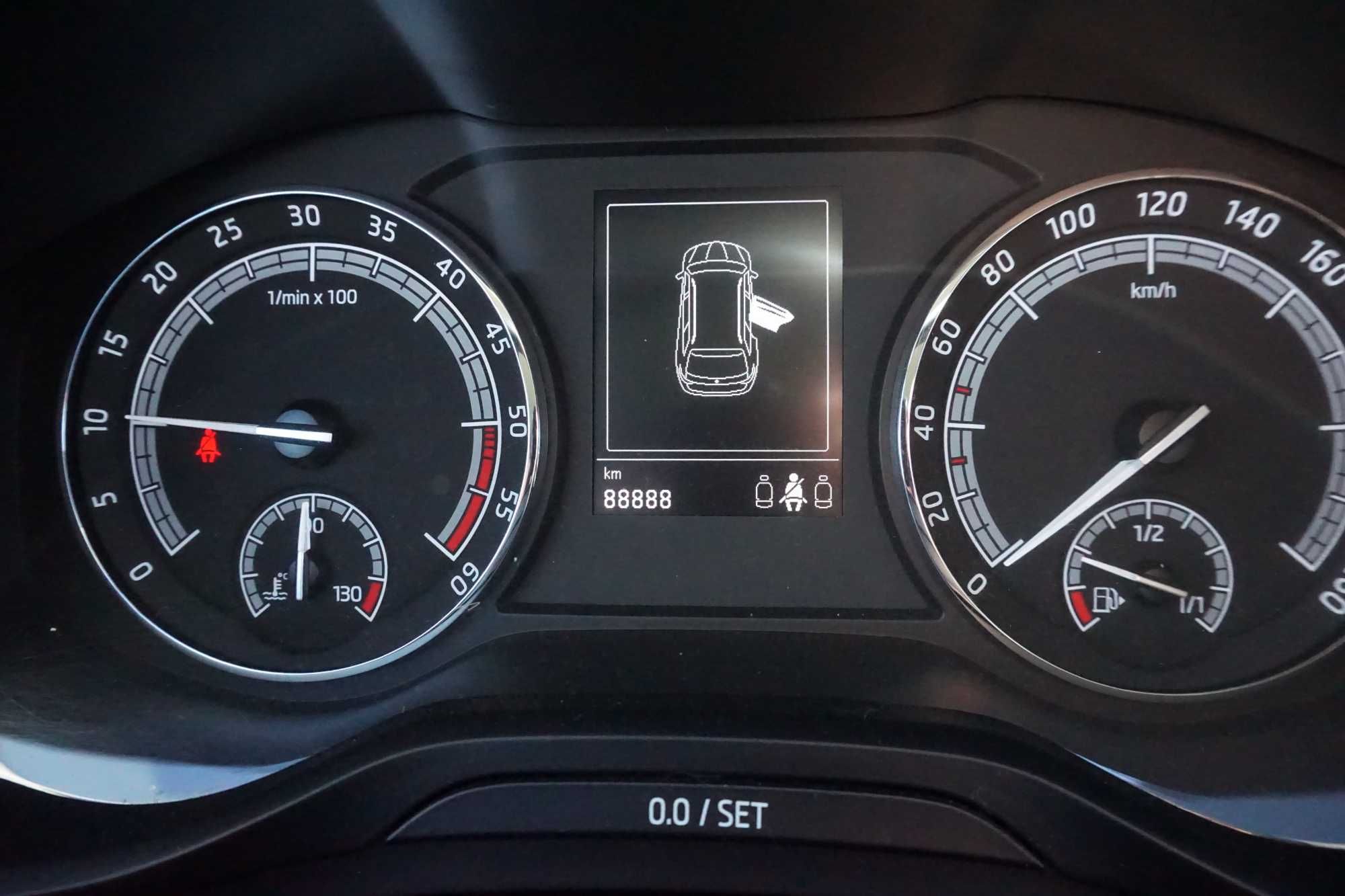 Skoda kodiaq 2.0 TDI 2019 4x4 seria scout kolor biała perła