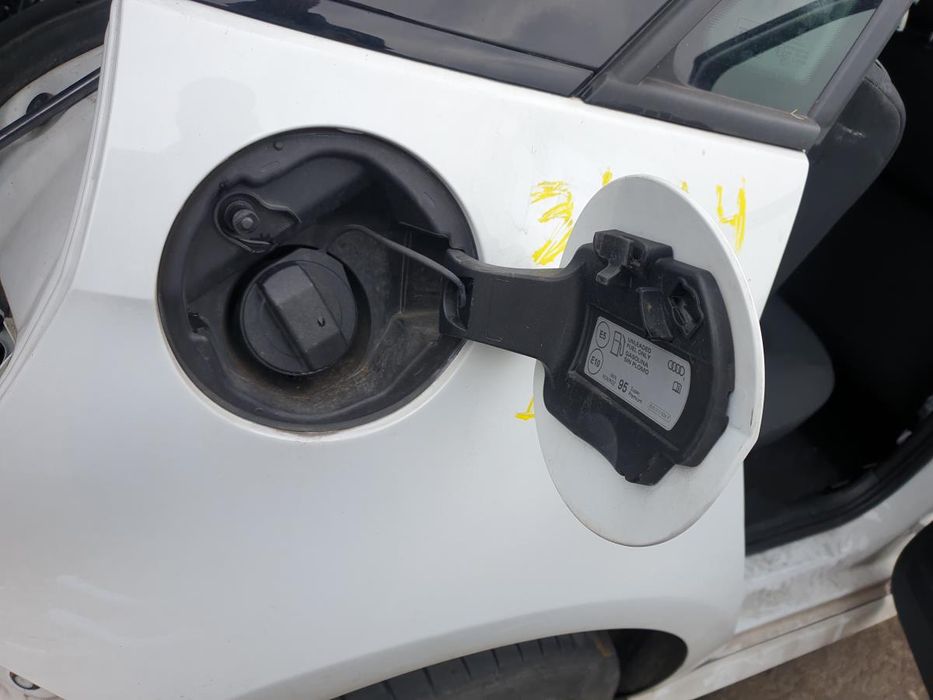 Tampa depósito combustível AUDI A1 Sportback (8XA, 8XF)