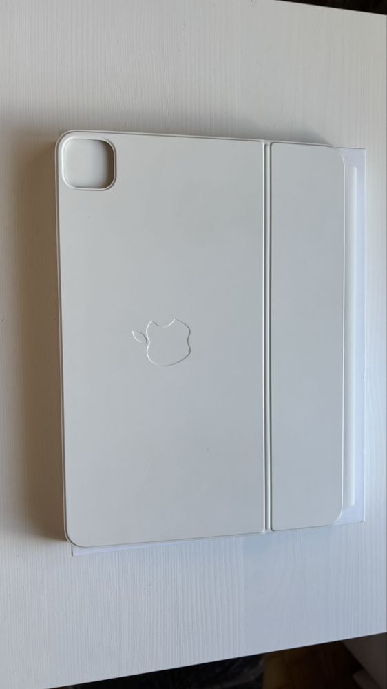 iPad Magic Keyboard Apple