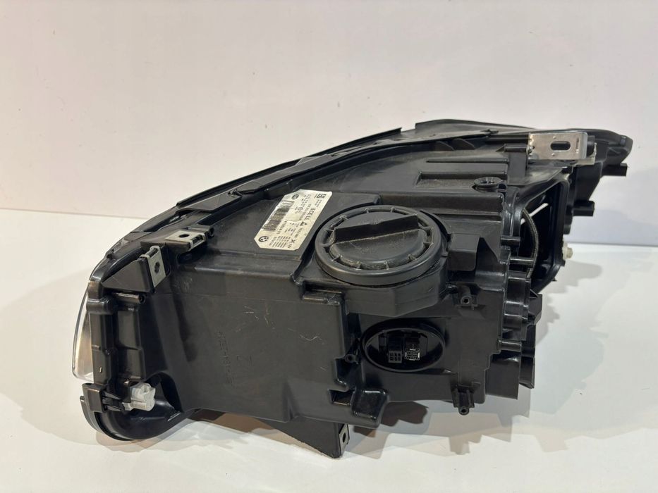 BMW 5 F10 F11 Lci lampa bi-xenon skr. L - 18111