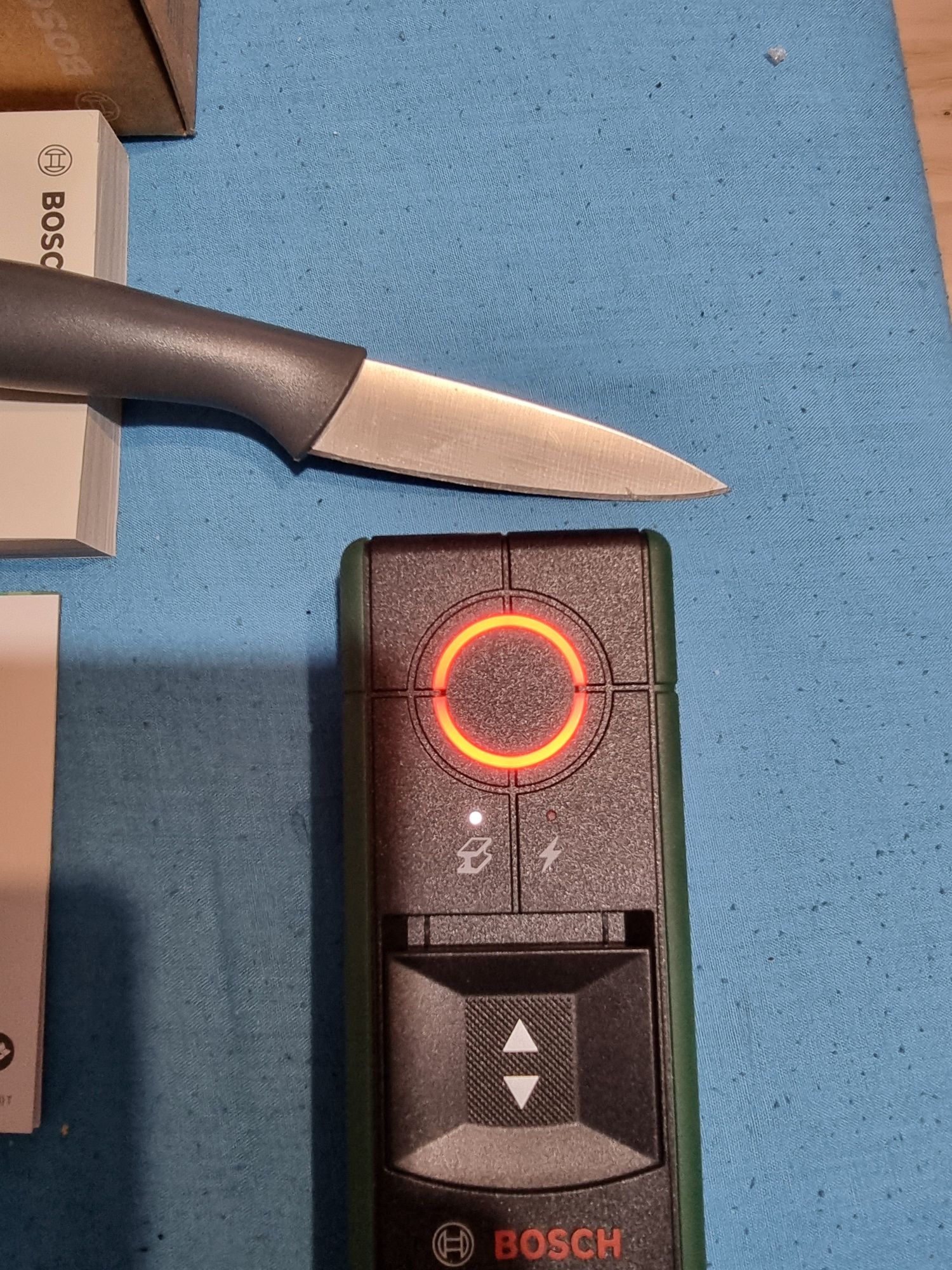 Detektor, wykrywacz metalu bosch Truvo