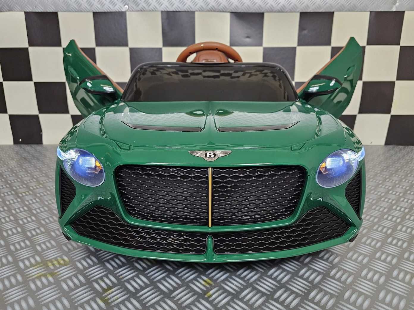 Samochód BENTLEY Auto AKUMULATOR Motor Elektryczny Pilot RC 2 DZIECI