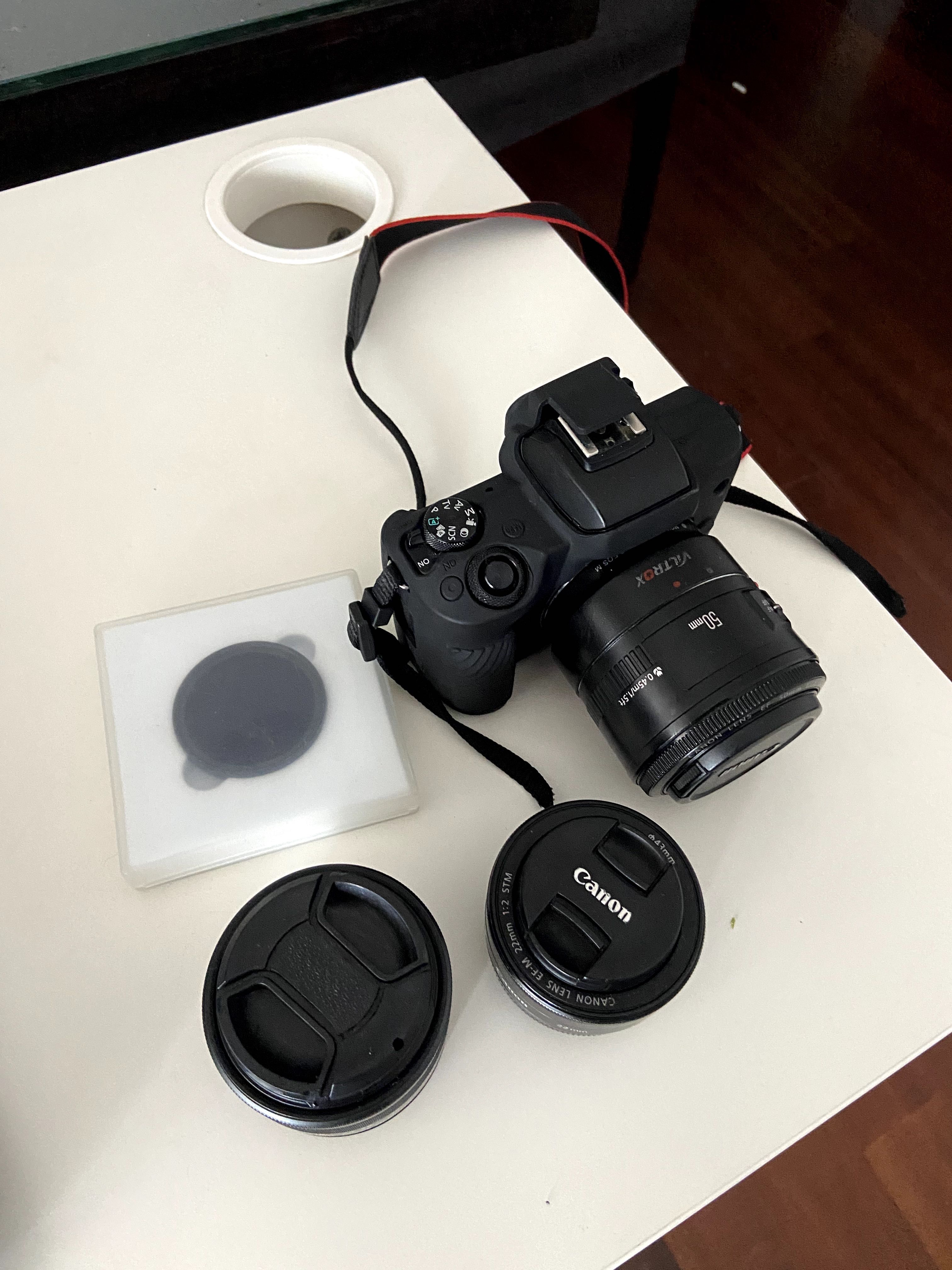 canon m50 mark II com objetivas