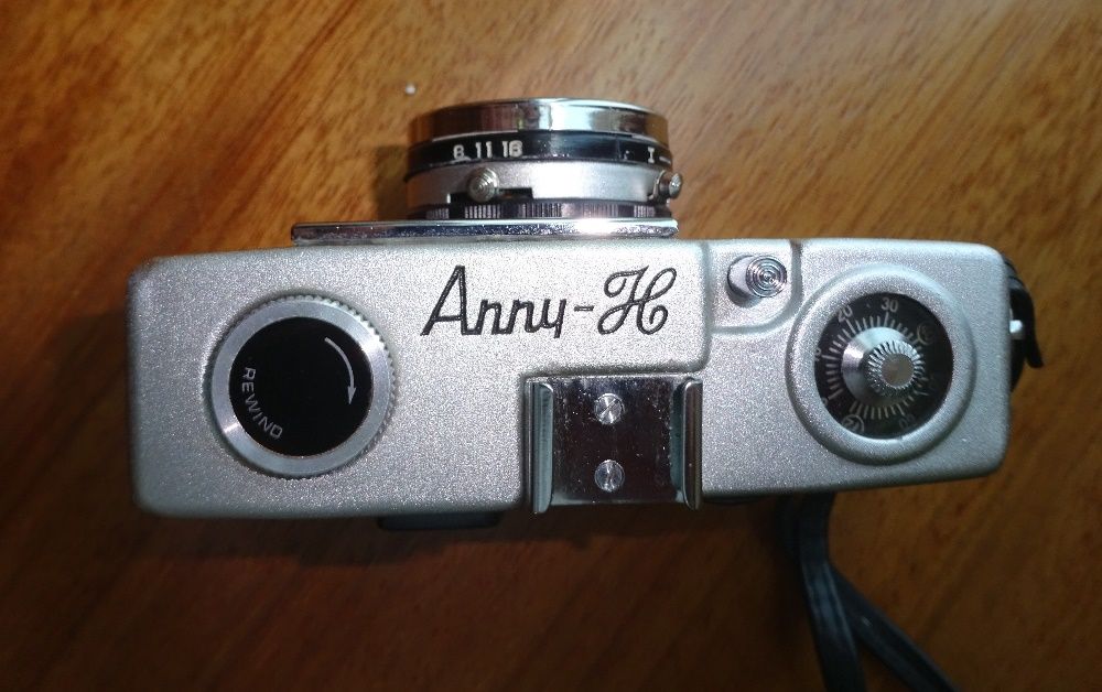 Câmara fotográfica de bolso vintage Marca Anny-Half