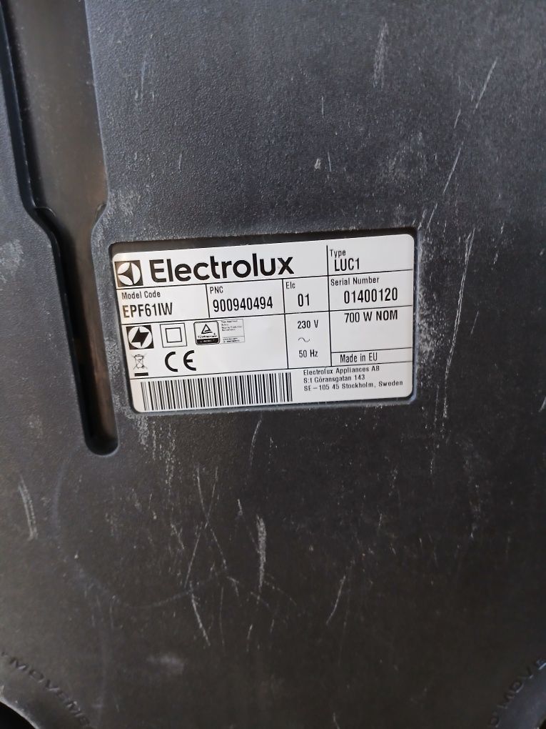 Odkurzacz Electrolux PowerForce EPF61IW  LUC1 700 W
