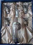 Conjunto garrafa + 4 cálices de cristal e estanho