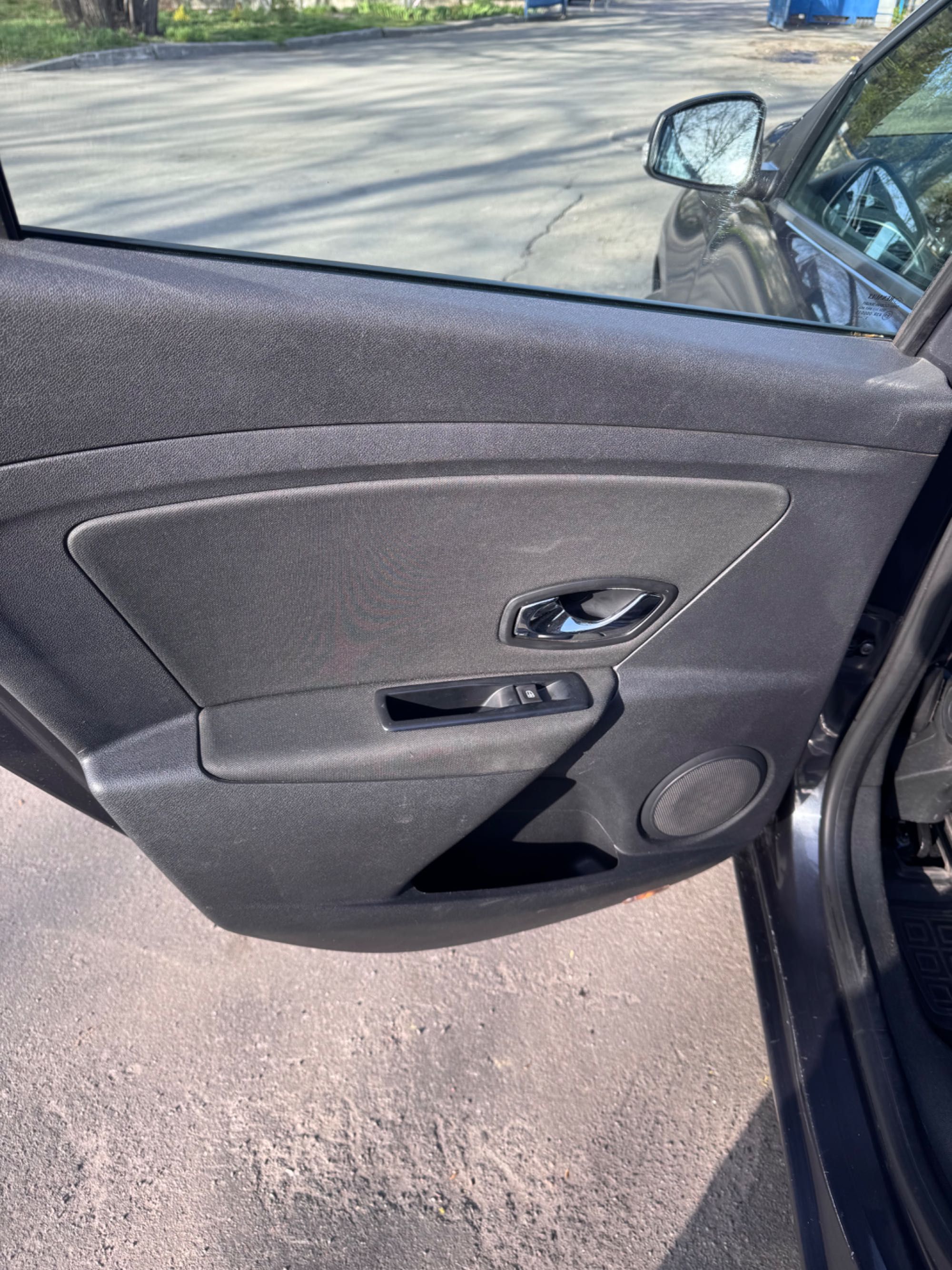 Renault Megane 3 dci k9k универсал дизель 2012