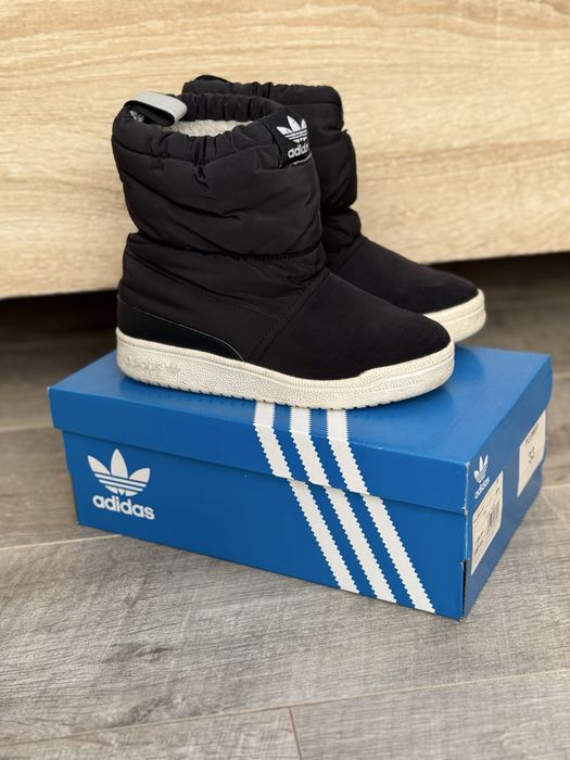 Зимові чоботи уггі Adidas оригінал 31