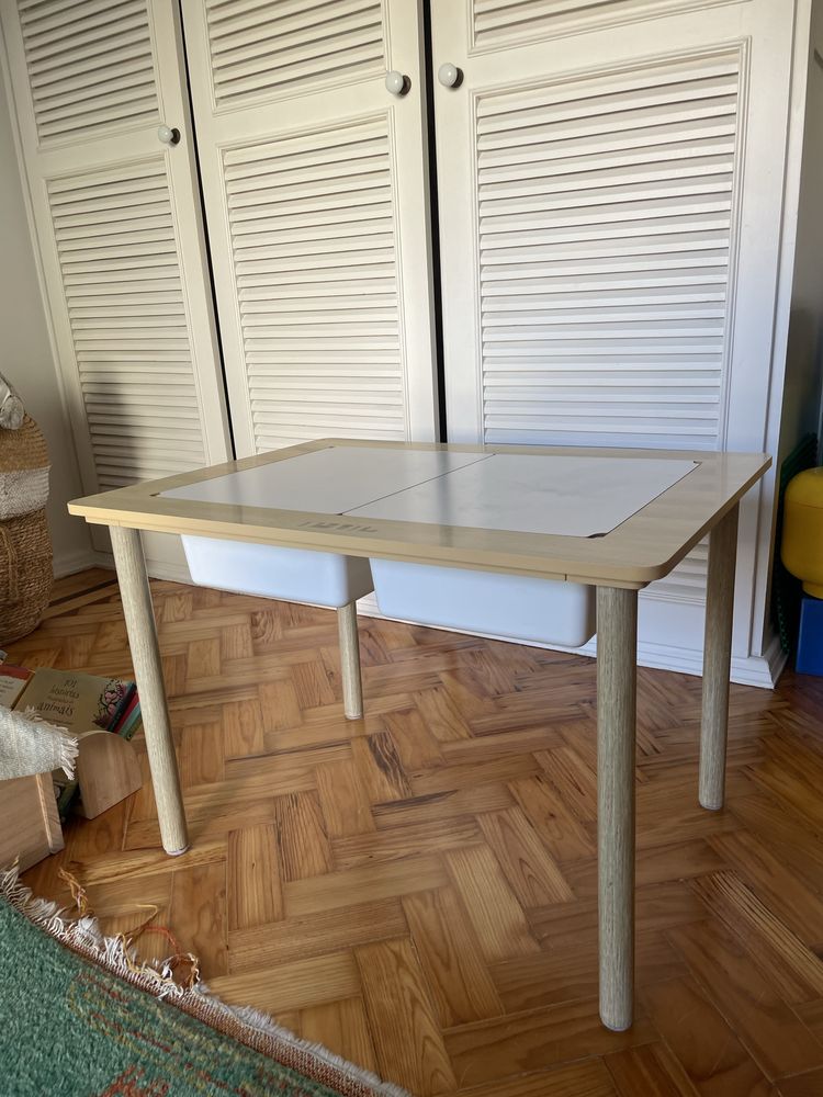 Mesa para criança