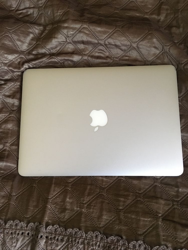 Ноутбук Apple MacBook Air 2010