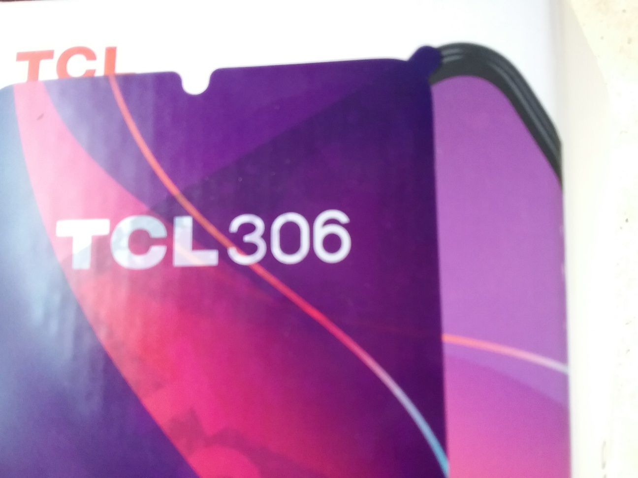 Продаються телефон TCL 306