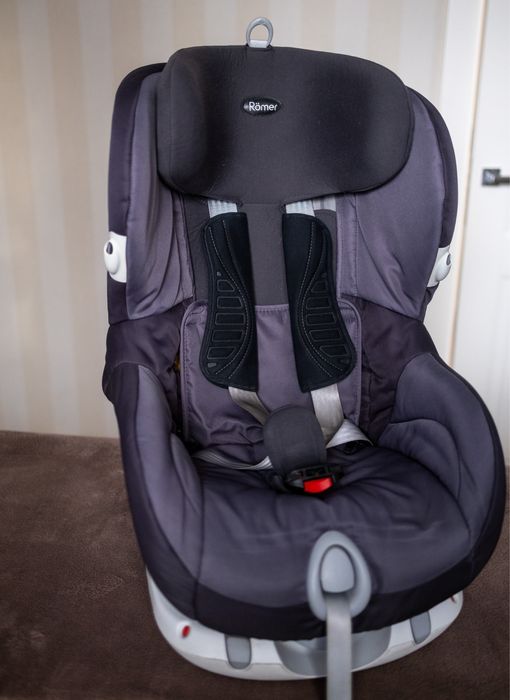 Дитяче автокрісло BRITAX-ROMER TRIFIX 9-18 кг