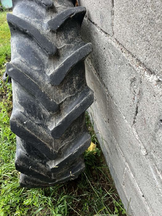 Opona Taurus 12.4 R28