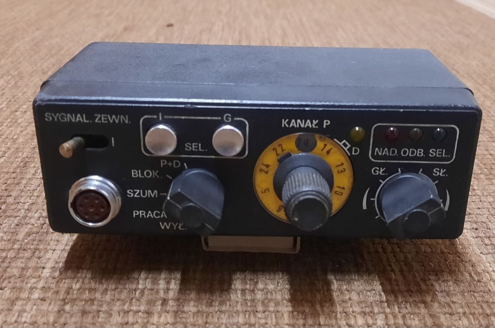 Milicja wtyczka radmor radiostacja zomo ormo unitra radiotelefon ptl