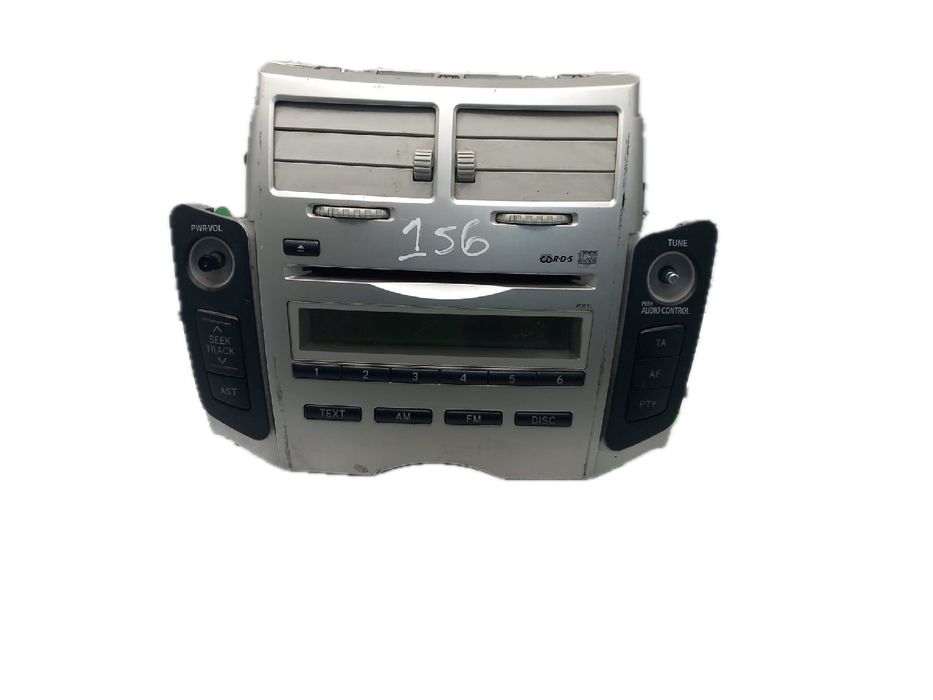 Rádio / auto-rádio TOYOTA Yaris (_P9_)