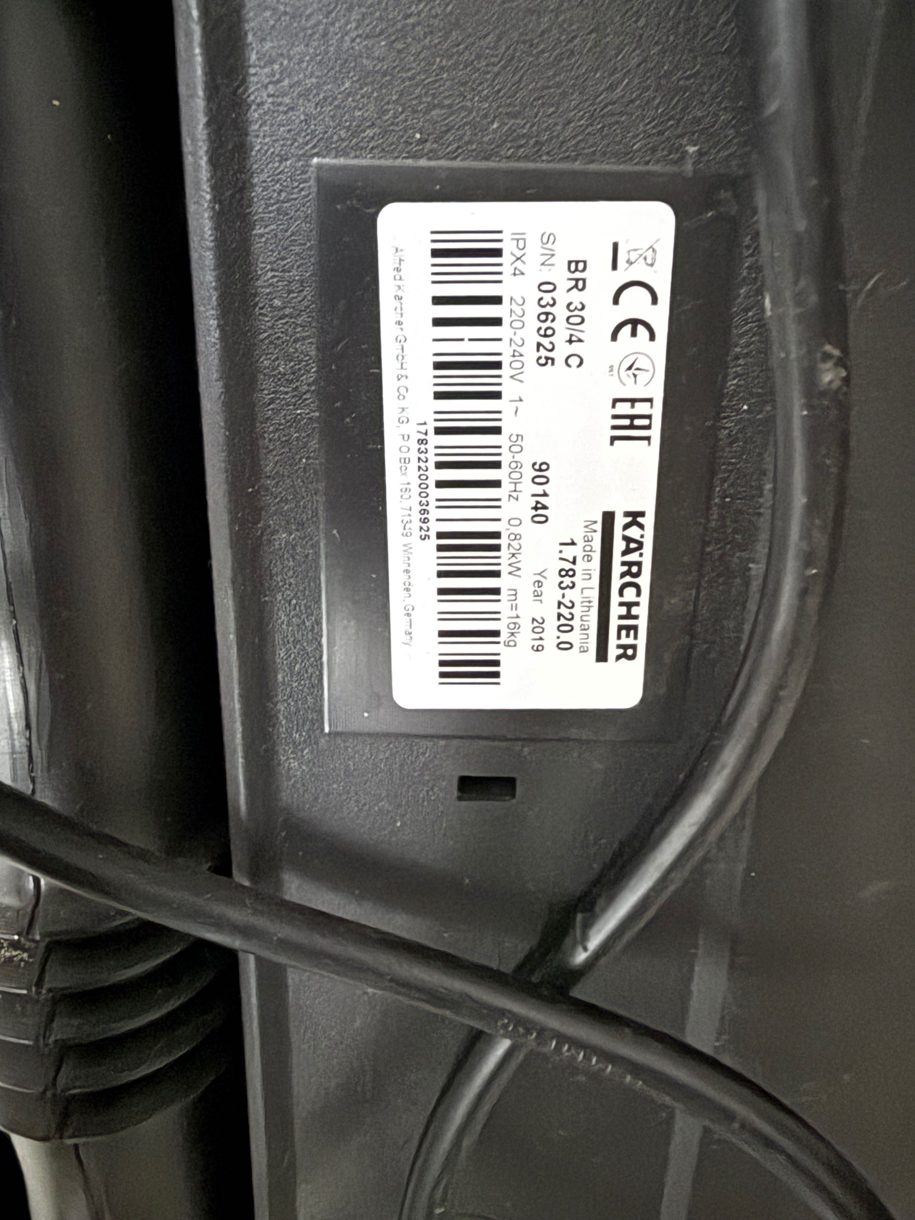 Szorowarka kompaktowa KARCHER Professional BR 30/4 C 1.783-220.0