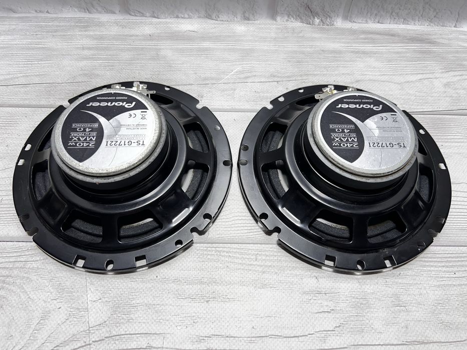 Коаксіальні динаміки / Динамики / Колонки Pioneer TS-G1722I (17 см)