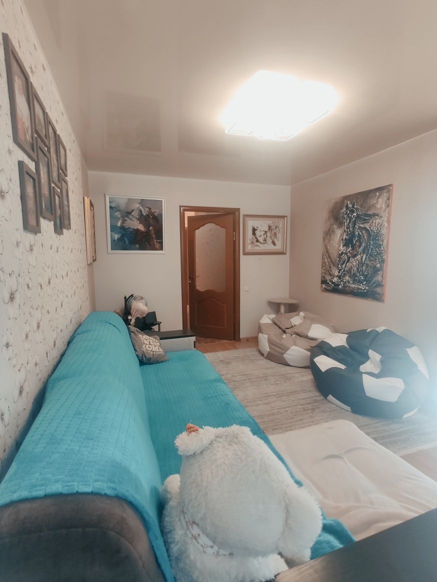 Продаю  3к квартиру в центрі міста, 2й поверх