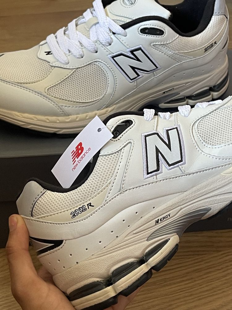 New balance 2002 R White