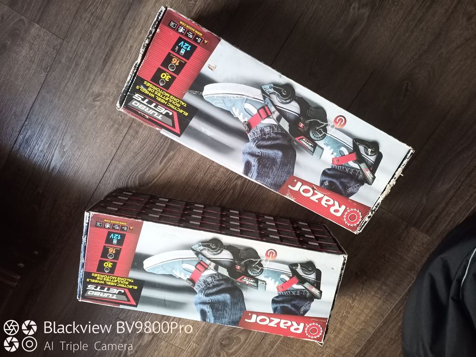 rolki elektryczne Razor Turbo Jetts - 2szt.