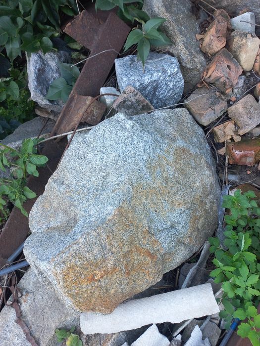 Продам камінь сірий