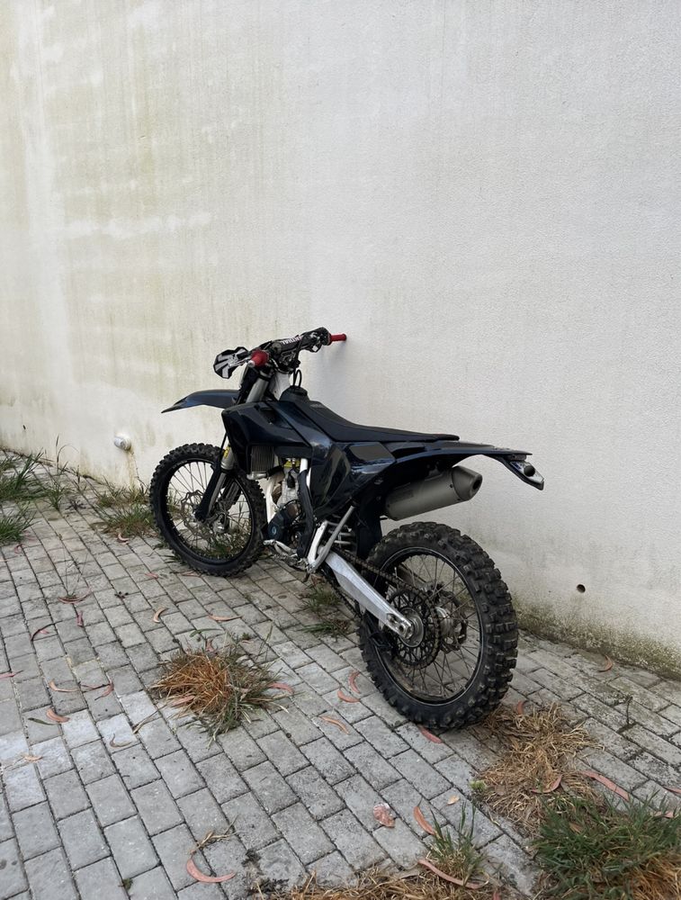 Husqvarna fe 250