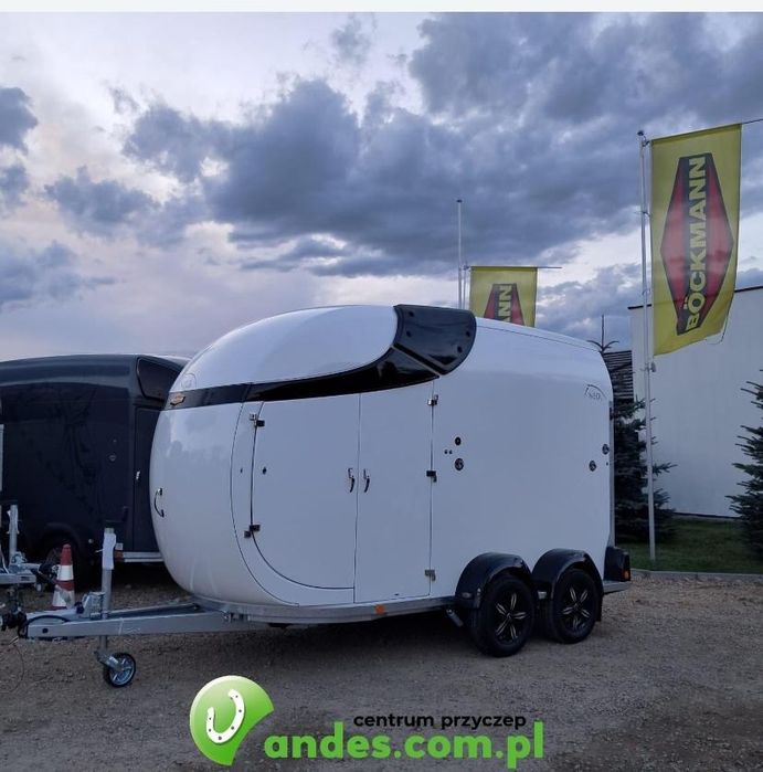 Przyczepy dla koni boeckmann