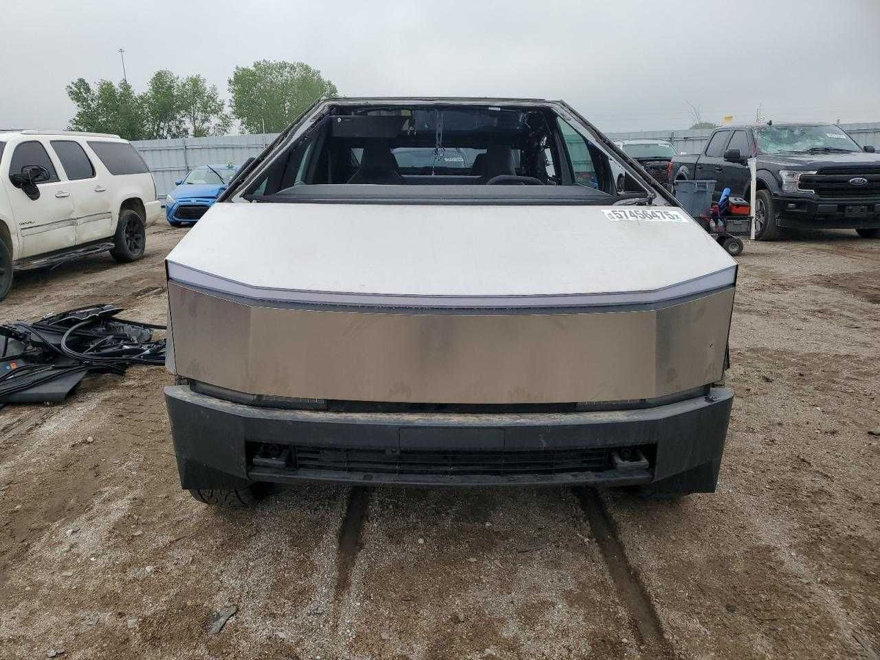 Tesla Cybertruck 2024